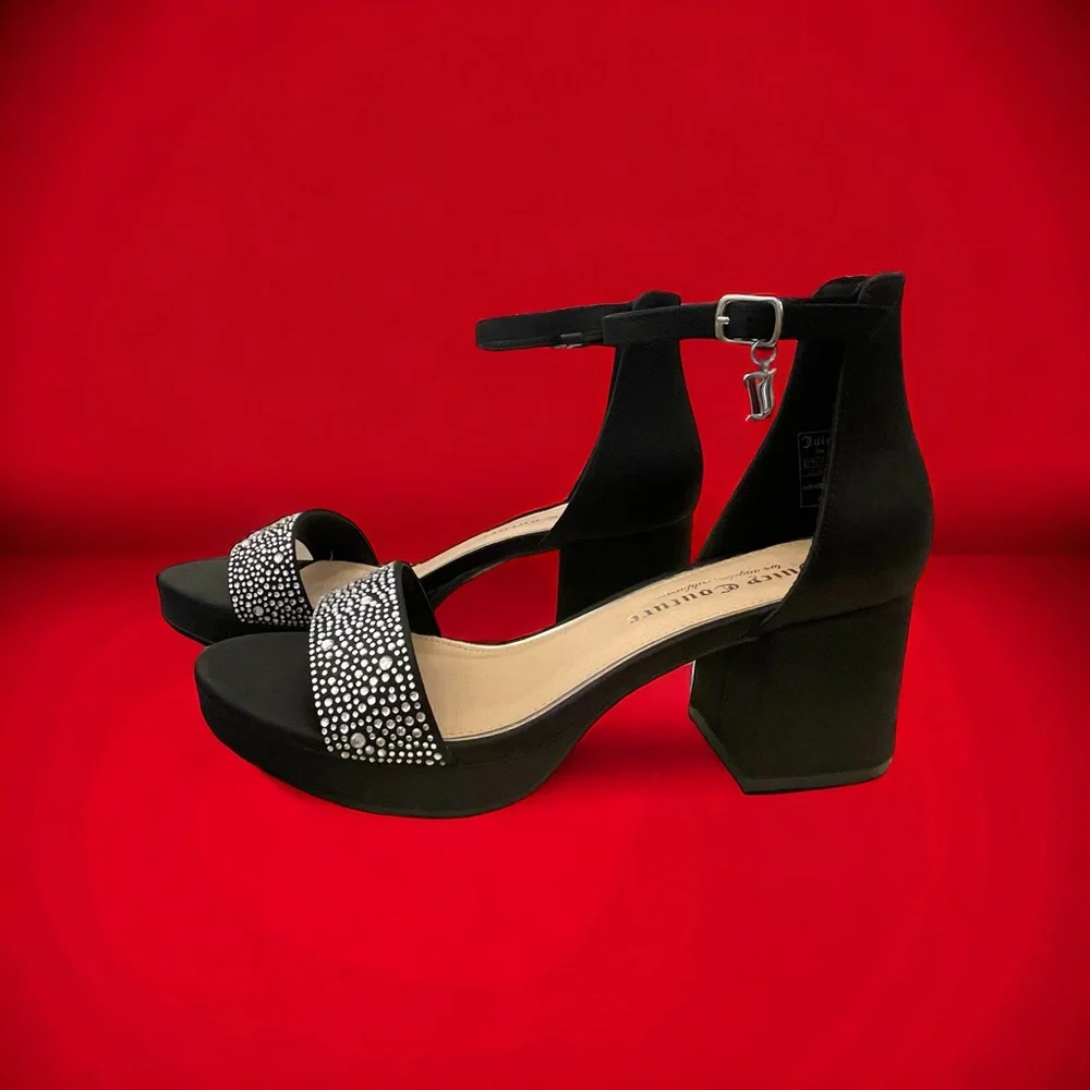 Juicy Couture Pumps